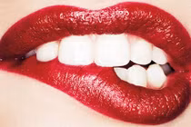 Bí quyết quyến rũ đàn ông không tốn tiền chị em nên biết