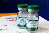 Bé gái tử vong sau tiêm vắc xin viêm não Nhật Bản