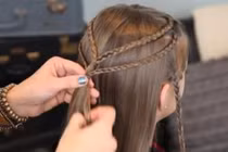 Những kiểu tóc đẹp cho bé đi chơi Tết 2015