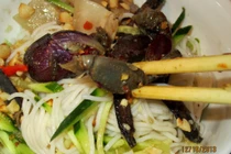 Thưởng thức món gỏi lạ độc nhất vô nhị của Việt Nam