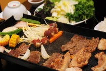 Ngập tràn món ngon trong set nướng, lẩu 4 người chỉ 260.000đ