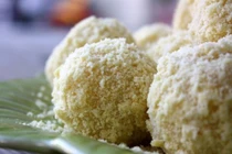 6 loại bánh bột nếp đang sốt xình xịch ở Hà Nội