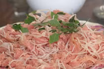 Ngộ độc, chết người vì món gỏi sống khoái khẩu