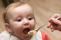 Ăn cơm chan canh - hủy hoại dạ dày kinh hoàng