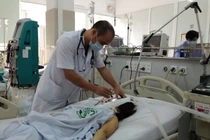 Liên tiếp bệnh nhân ngộ độc rượu tháng 3/2017