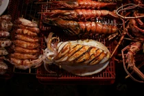 Khám phá thiên đường ẩm thực bờ sông Hồng lạ ngon