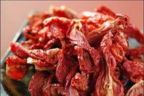 Những người không nên ăn mứt Tết tránh sinh bệnh