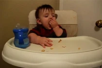 Bó tay con học kiểu mèo ăn rác trong sọt 