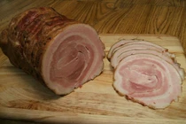 Tự làm thịt xông khói an toàn