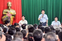 Chủ tịch Hà Nội đối thoại với dân ven bãi rác Nam Sơn