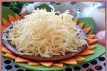 Tự làm mứt khoai tây bào sợi đón Tết