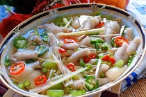 Cách làm chân gà ngâm sả ớt càng ăn càng nghiện