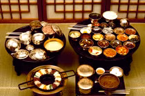 Món ăn hoàng gia xa hoa, độc lạ trên khắp thế giới