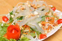 Món ngon cuối tuần: Làm nộm sứa giòn, không tanh