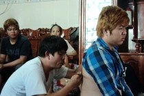 Thực hư chuyện “cháu Ngọc Hoàng” chữa bệnh bằng nước lã và nhang