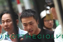 Cường “đô-la” căng thẳng giải quyết hố “tử thần”