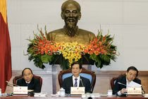 Hai Phó Thủ tướng Trung tiến chống bão