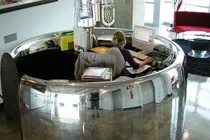 Độc chiêu xài máy bay “hết đát“... thu lợi "khủng"