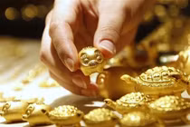 Tháng 7 âm: 4 chòm sao nhiều lộc nhất, phước lành ùn ùn kéo đến