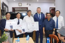 Tri ân các tác giả có bài trong bộ sách nâng cao 