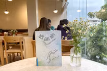 “Nỗi đau này không thuộc về bạn” – cuốn sách chữa lành gây tiếng vang