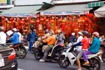 TPHCM: Phố người Hoa ngập tràn không khí Tết