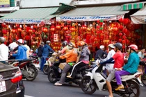 TPHCM: Phố người Hoa ngập tràn không khí Tết