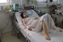 Nhập viện ngay nếu hết sốt, không đi tiểu được trên 6 giờ