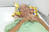 Cụ ông choáng nhiễm trùng nặng vì xương cá đâm thủng đại tràng 