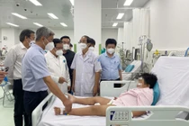 Cứu sống bệnh nhi sốc sốt xuất huyết nặng tổn thương đa cơ quan