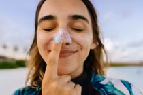 2/3 kem chống nắng không đạt chuẩn! 