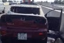 Đóng các làn đường trên cao tốc HLD vì ô tô phát hoả