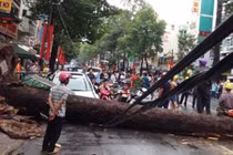 Hai người chết thảm ở Sài Gòn vì tai họa trên trời rơi xuống