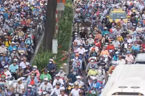 Đường phố TP HCM kẹt cứng trước kỳ nghỉ lễ 30/4