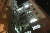 Nghi án người Philippines nhảy lầu 8 chung cư tử vong tại chỗ