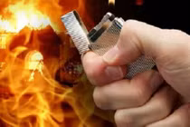 Phóng hỏa đốt chung cư, dọa tạt axít giải quyết mâu thuẫn