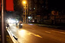 TP HCM: Cướp táo tợn giữa phố khiến cô gái trẻ nguy kịch