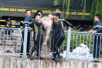 Người đàn ông nhảy kênh chết đuối giữa Sài Gòn