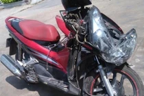 Chủ quán cà phê cướp tiền của người... bán bánh mì