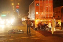 Trộm lao vào container trên đường tẩu thoát