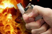 Phóng hỏa đốt chung cư, dọa tạt axít giải quyết mâu thuẫn