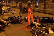 Hiện trường ngổn ngang vụ đua xe trái phép vỡ trận ở Sài Gòn