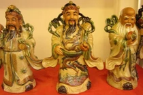 Bộ tượng cổ Phúc Lộc Thọ ở chùa Hang không cánh mà bay
