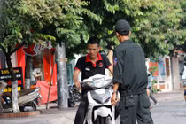 Hà Nội: Tăng cường xử lý vi phạm mũ bảo hiểm từ 1/8