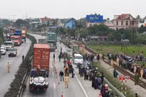 Tước bằng ngay khi phát hiện người nghiện lái xe, không chờ gây tai nạn?