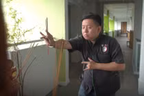 Kiếm bộn tiền ở Singapore với nghề trừ tà