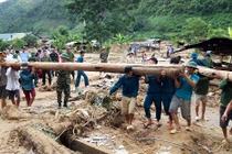 Hơn 300 hộ dân xã Pa Vệ Sủ Lai Châu bị cô lập vì mưa lũ