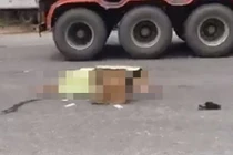 Hai anh em bị container cán thương vong ngày giỗ mẹ