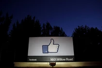 Sau bê bối, Facebook sẽ sụp đổ hay là...?