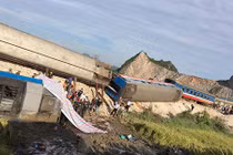 Tai nạn tàu hỏa ở Thanh Hóa: Triệu tập nhân viên trực gác chắn